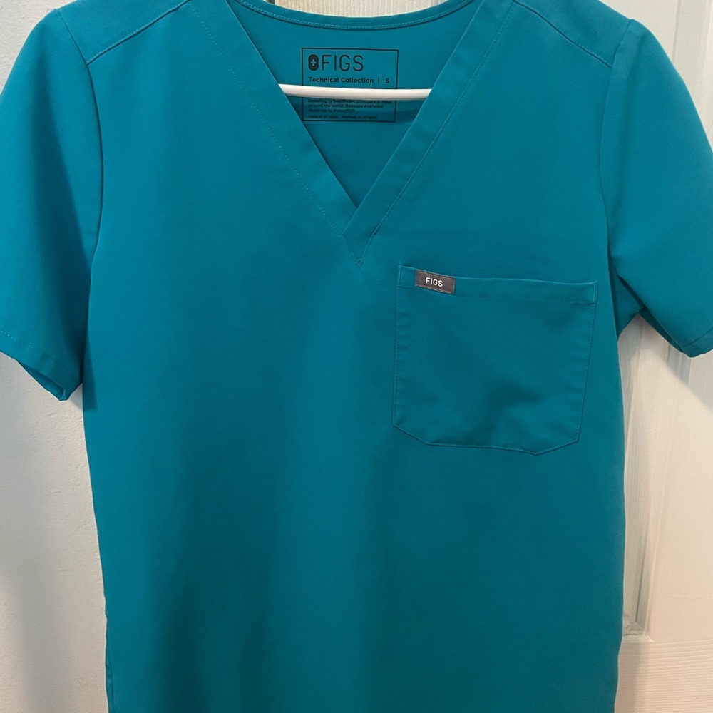 Figs Turquoise V-Neck Scrub Top